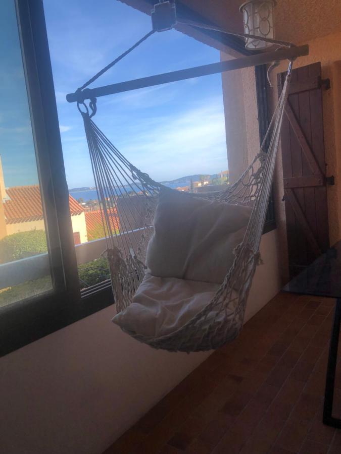 Appartement 4 Personnes Vue Mer Carqueiranne Extérieur photo